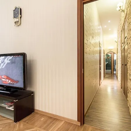 Na Sofievskoy Apartament