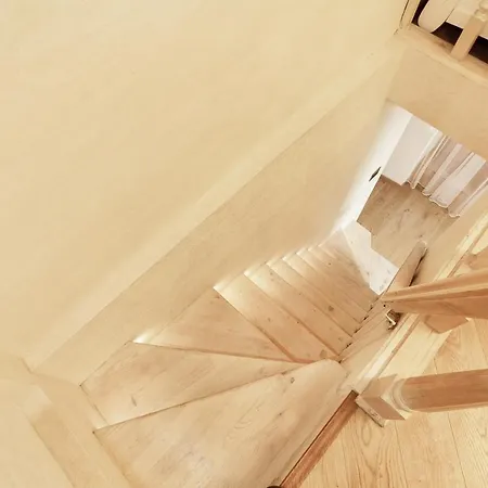 Apartment Na Sofievskoy *