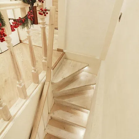 Apartment Na Sofievskoy *