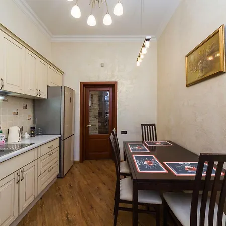 Apartment Na Sofievskoy