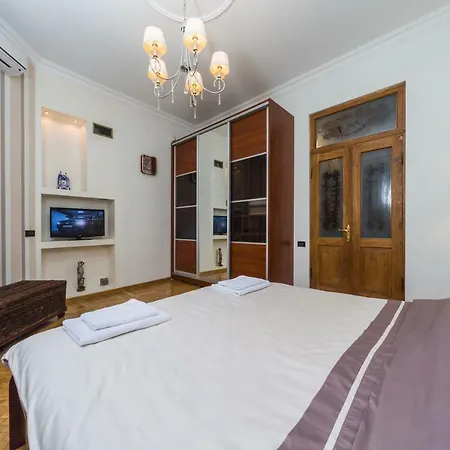 Na Sofievskoy Apartment