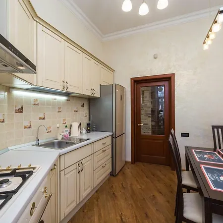 Na Sofievskoy Apartment