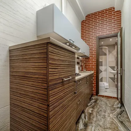 Apartment Na Sofievskoy *